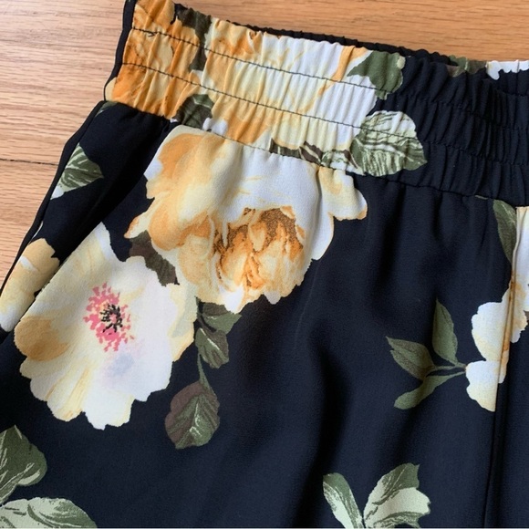 NWT Socialite Black & Yellow Wide Leg Floral Flowy Pants Size Small - Picture 4 of 9